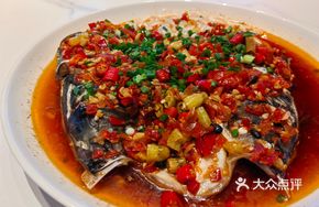 Stir-Fried Chopped Chili Fish Head
