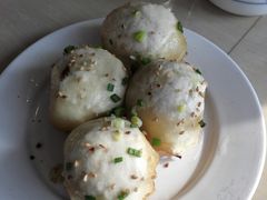 -老西白点心店