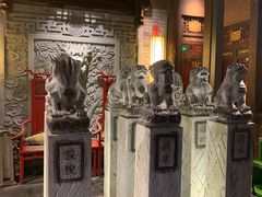-小龙坎火锅(湖滨银泰in77店)