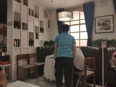 -闫府私房菜·百年鲁菜(欧亚店)