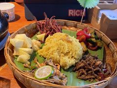 -菌自由丨野生菌火锅特色庭院餐厅(丽江古城店)