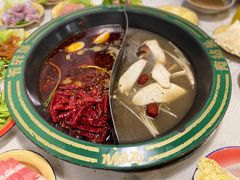 菌汤鸳鸯锅底-有拈头成都市井火锅(老门东店)