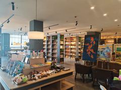 -魔方城市书房(中街益田店)