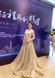 -艾米丽婚纱礼服