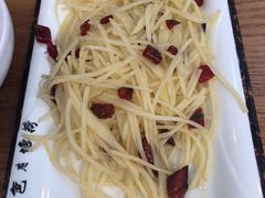 -鲁小三·大骨自助(金山总店)