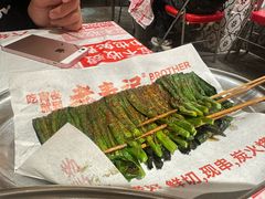 -老表记广西宵夜螺蛳鸭脚煲(东盟店)
