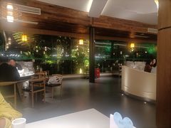 -茅草房·河畔园林火锅