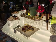 -松咖啡自助餐厅·松北香格里拉