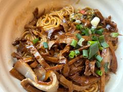 -佬钱湾仔(衣裳街店)