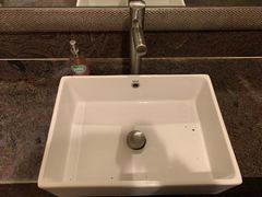 -顺峰海鲜酒楼(省府店)