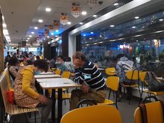用餐区-麦当劳(宜安广场店)