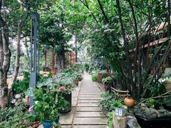 -谷咖啡·鲜花绿植花园餐厅