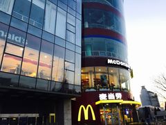 -麦当劳(展览路店)