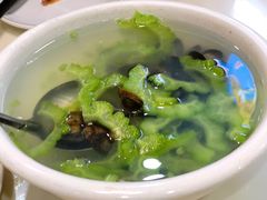 -鑫悦楼煎蟹·16年海鲜大排档