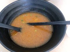 -龙记桂林米粉(财满街店)