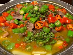 -万重锦·人文川菜馆(骡马市店)