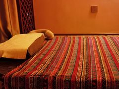 -金色莲花泰式按摩SPA(石牌店)