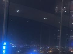 -荣誉国际酒店-云顶旋转餐厅