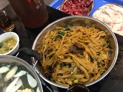 -牛一煲美食(江高店)