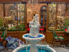 -秘密旅行Bonjour(黑金冠 江南西店)