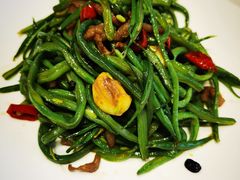 五花肉炒扁豆角-紫泥369粗粮季(鼓楼店)