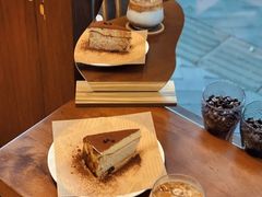 -C.Y Cafe