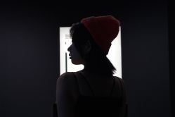 -镁连社·美联社