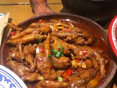 糯叽叽香辣鸡爪-乐乐大排档·30年老字号(浙江路店)