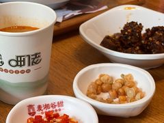 -呷佬·长沙手工米粉(金沙江路店)