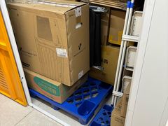 -安东易迷你自助仓储寄存仓库(杨浦店)