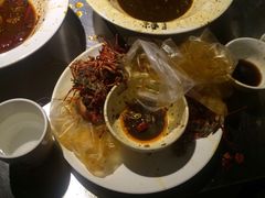 -龙巢盱眙龙虾·牛蛙·烧烤宵夜(八卦岭店)
