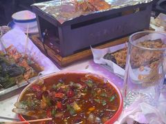 -海盗船. 龙虾烧烤. 酒馆
