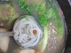 河粉-濠轩阁特色生蚝火锅(水湾路店)