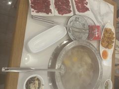 -鸿喜牛·潮汕鲜牛肉火锅(海浪湾店)