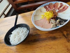 -桥香园过桥米线(国贸店)