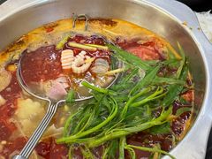 -周良天山牛杂城(天山路总店)
