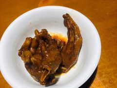 卤鸡爪-鑫小城故事·砂锅·排骨藕汤(兴业路店)