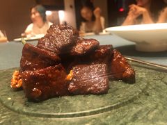 果木烟熏文火焖牛肉-三利音·东方司宴(外滩店)