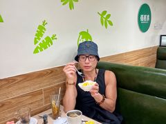 -佰搭果·广式茶餐厅(西华路店)