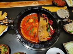 鸳鸯锅-临江门重庆老火锅(德新里店)