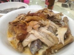-鹏城人家海鲜酒家·23年老字号(较场尾店)