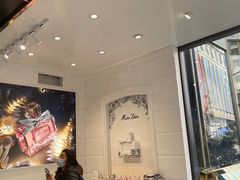 -Dior迪奥(上海世茂广场店)