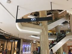 -爱雍·乌节