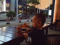 -星巴克臻选(广州高德置地秋广场店)