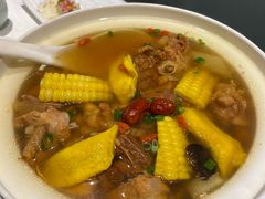 -江城小馆陕南妈妈菜·全球旅行餐厅(钟楼店)