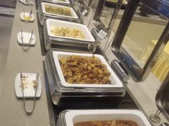 -南郊宾馆·风味自助餐厅·山东十六地市特色菜