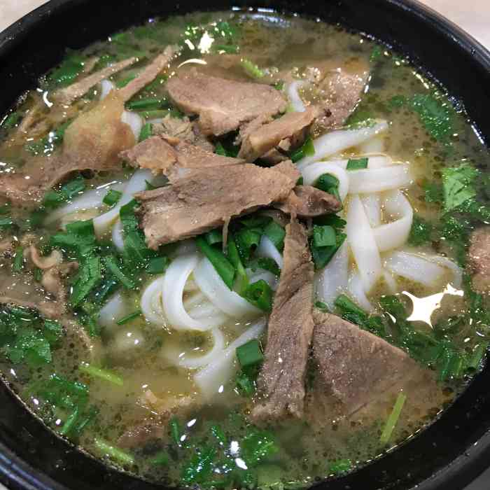 羊师奶羊肉粉(黄岐总店)-"双拼的中碗料十分足量,比粉还多.
