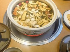 -菌海森林·非遗野生菌火锅(西山区滇池路摩根道店)