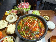 -黔有有贵州酸汤夺夺粉火锅(五味十字店)