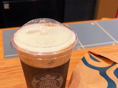 -星巴克(中山服务区西区店)